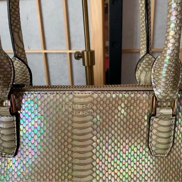RARE! henri bendel ‘Dalton’ Iridescent Mermaid Large Satchel / Tote Bag